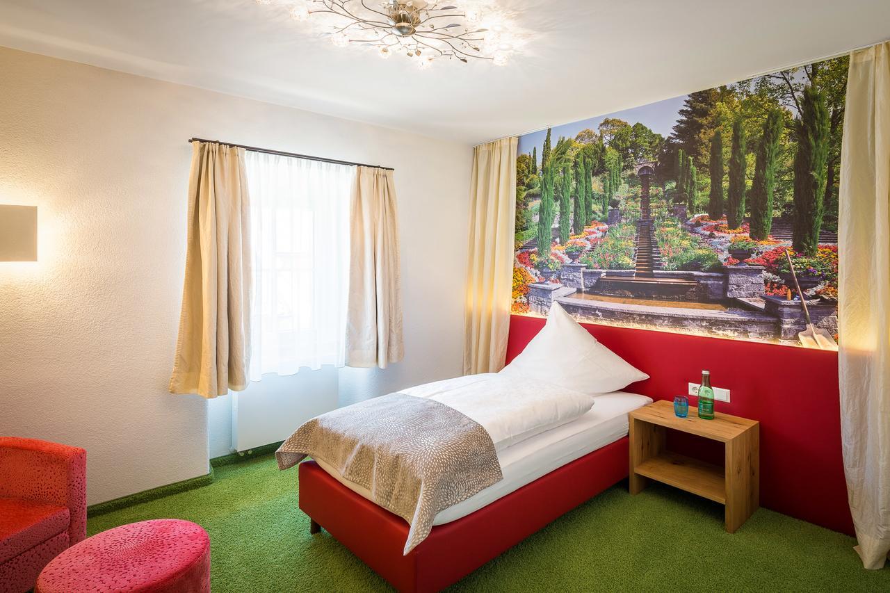 לינדאו Hotel Alte Schule מראה חיצוני תמונה